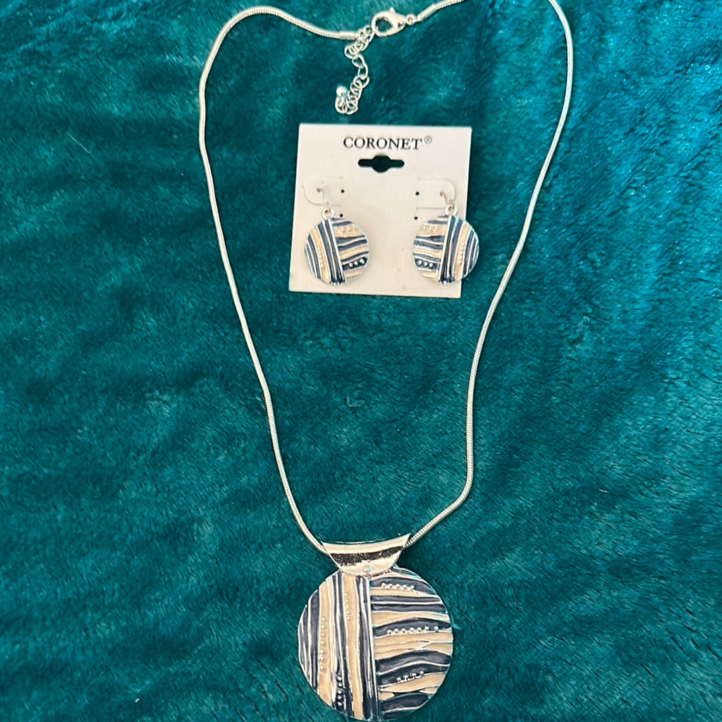 Silver And Blue Necklace And Earring Set